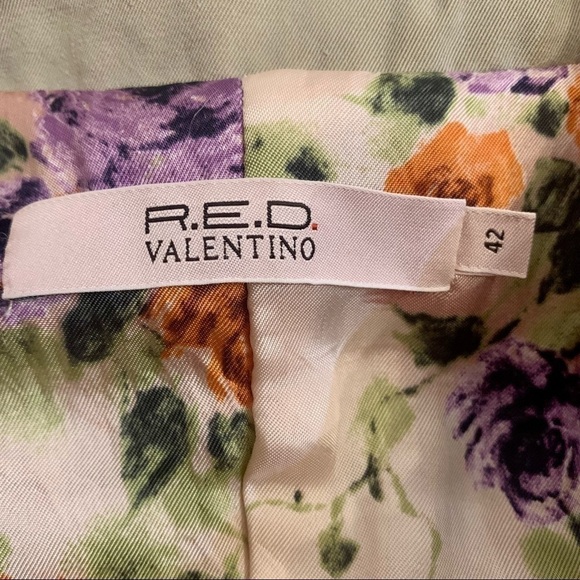 𝅺r.e.d. VALENTINO woman’s coat. Size 42 - Picture 2 of 13